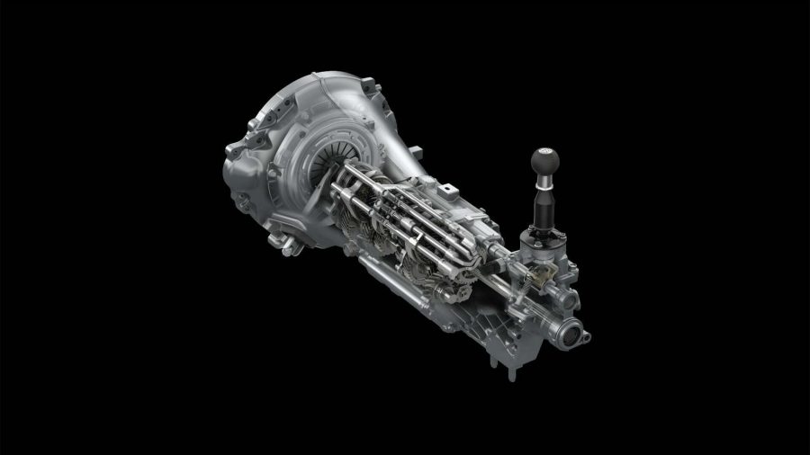 SKYACTIV DRIVE / SKYACTIV MT; Ideal transmission designed for smooth driving and efficiency.